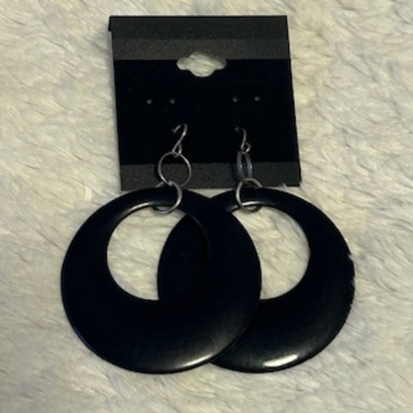 thick Black loop earings - Picture 1 of 2